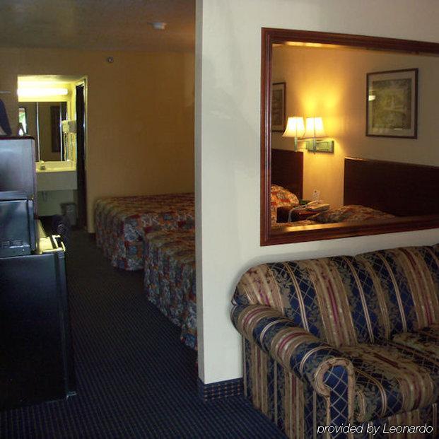 Texas Inn Харлинген Стая снимка
