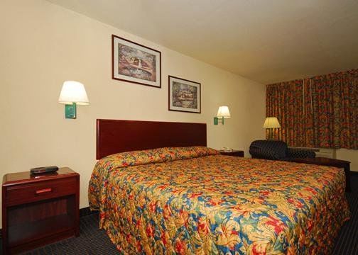 Texas Inn Харлинген Стая снимка