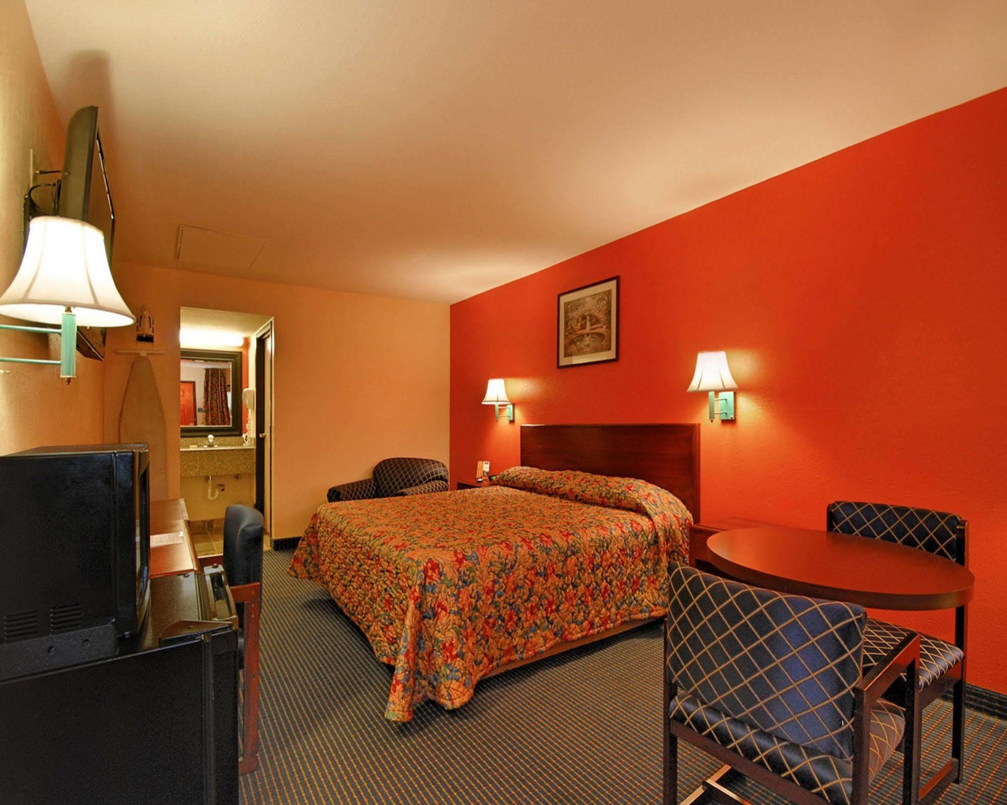Texas Inn Харлинген Екстериор снимка